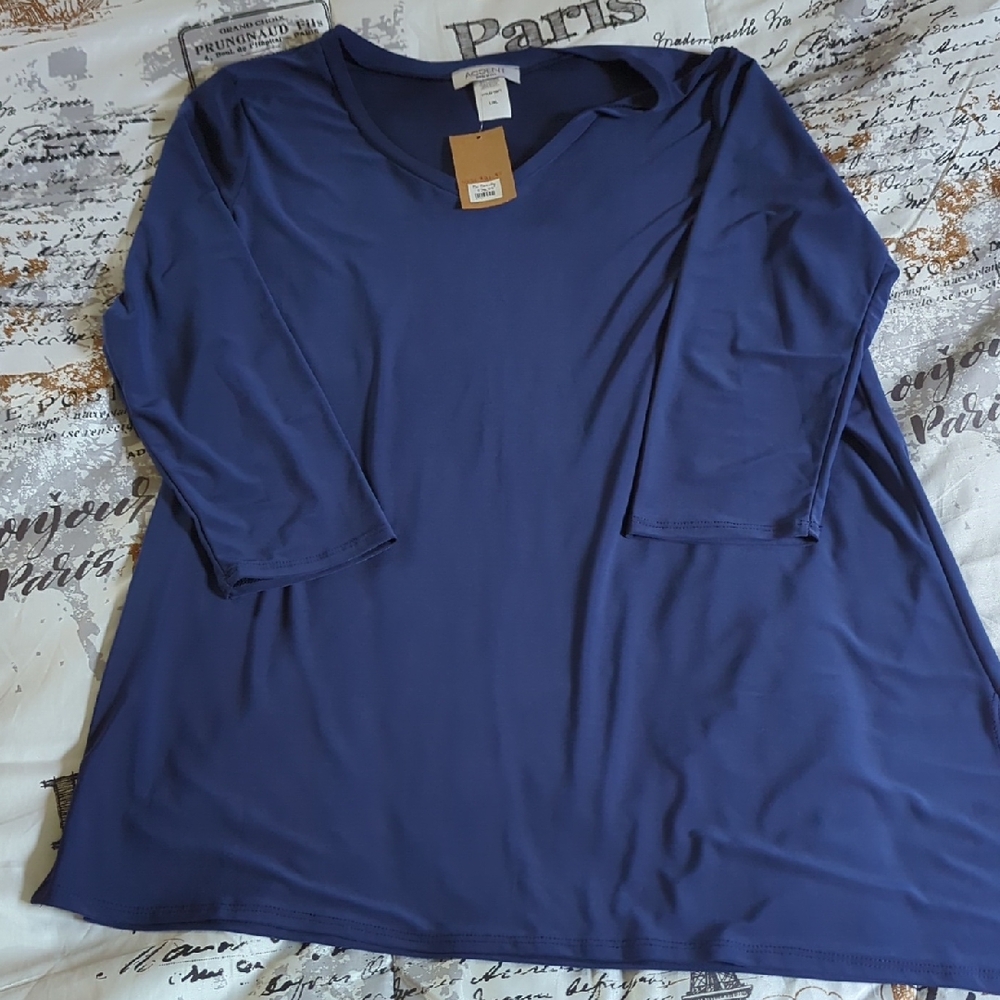 Women's Navy Blue accent Top